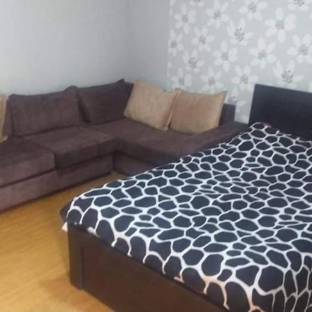Lana Apartment Тбилиси Екстериор снимка